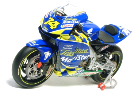 Honda RC211V Daijiro Kato 2003 1:18 Salvat Diecast Motorrad moto GP 